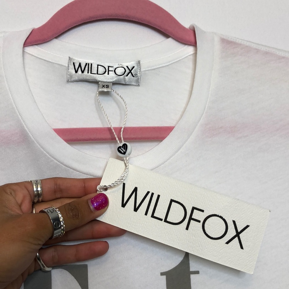 WILDFOX “Eat Your Heart Out” white t-shirt 💗 - Picture 3 of 8